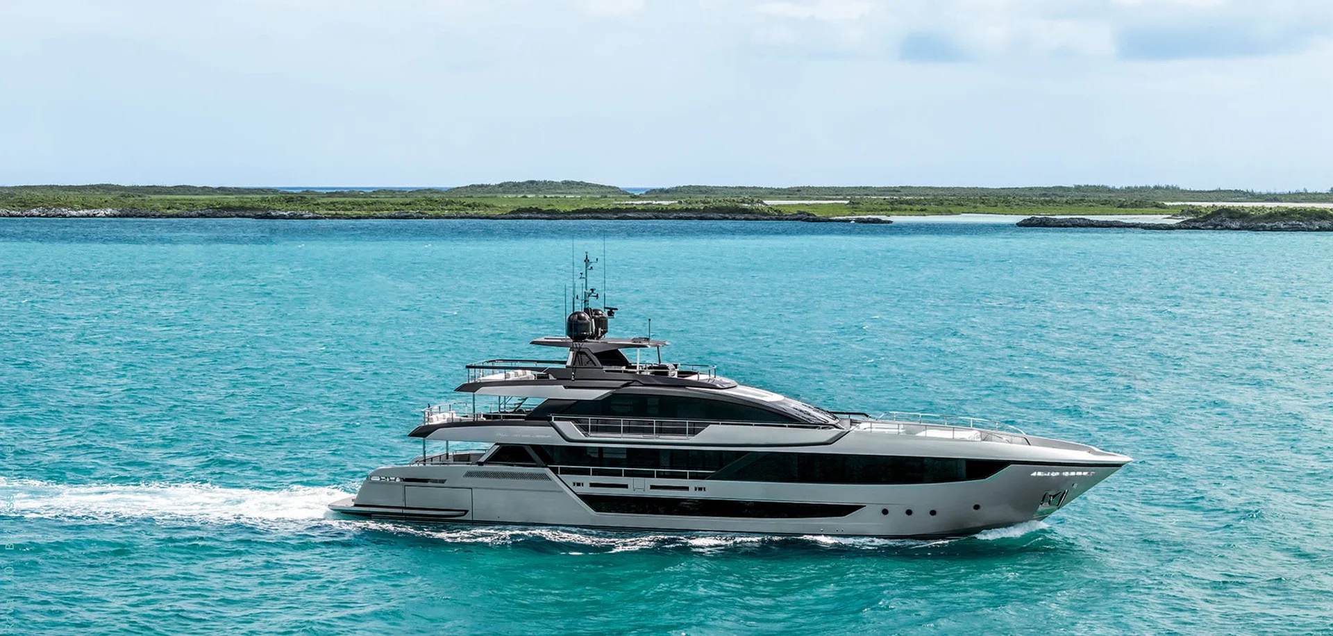 Riva 130 Bellissima — photo 1