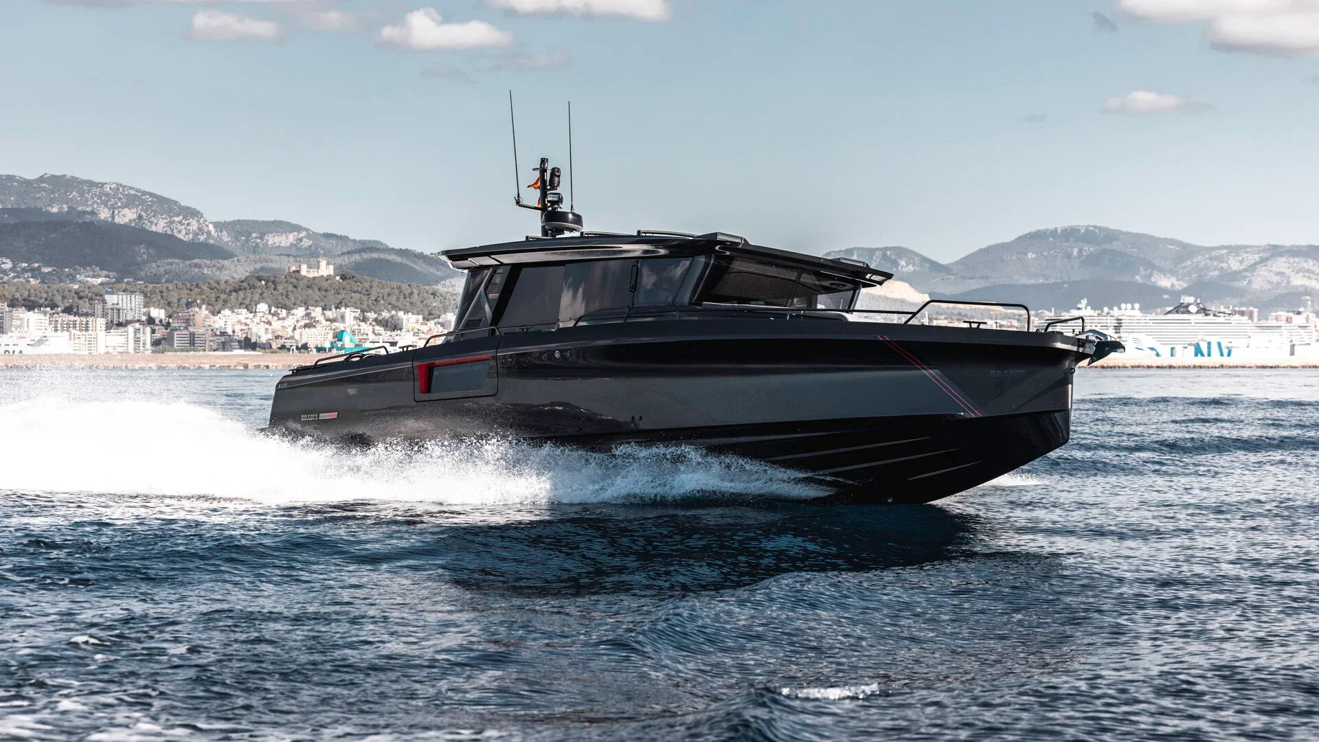 Brabus Marine SHADOW 1200 XC CROSS CABIN — photo 7