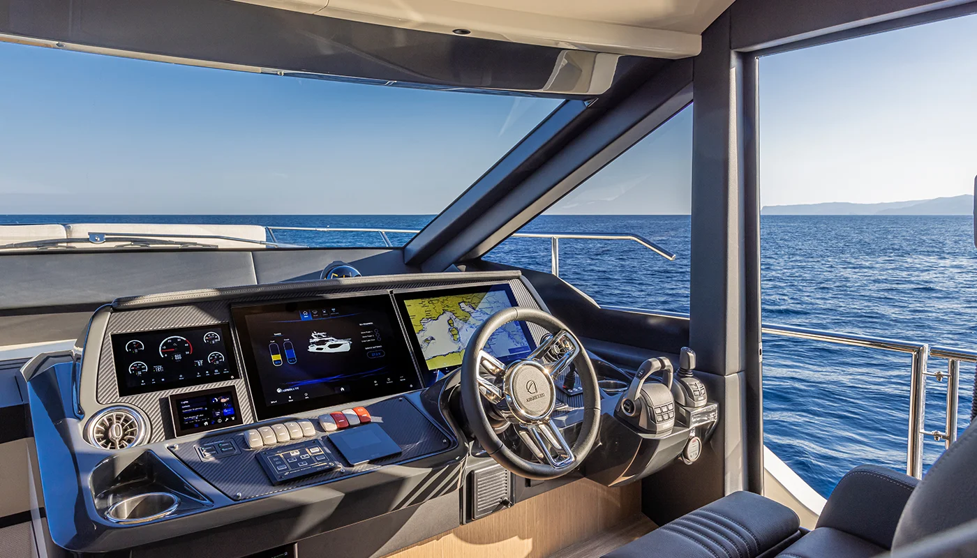 Absolute Yachts 56 FLY — photo 5