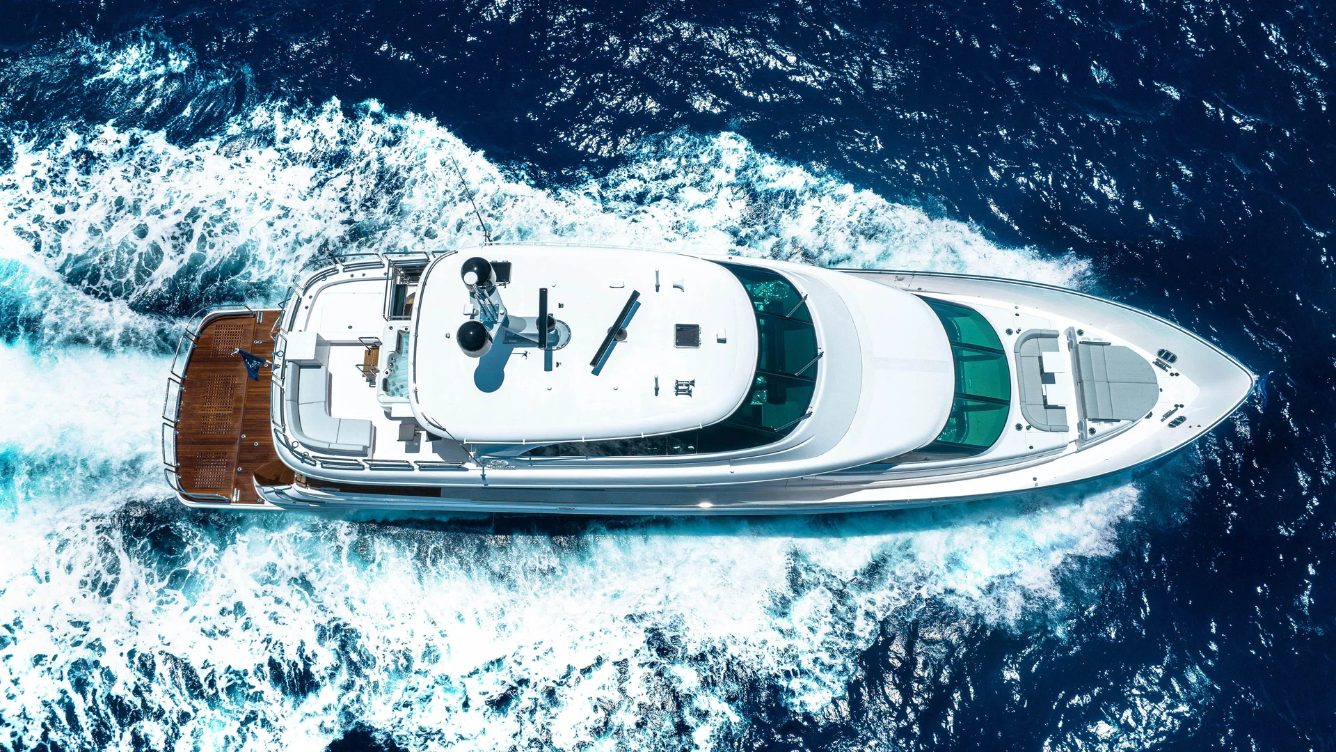 Horizon Yachts E90 — photo 3