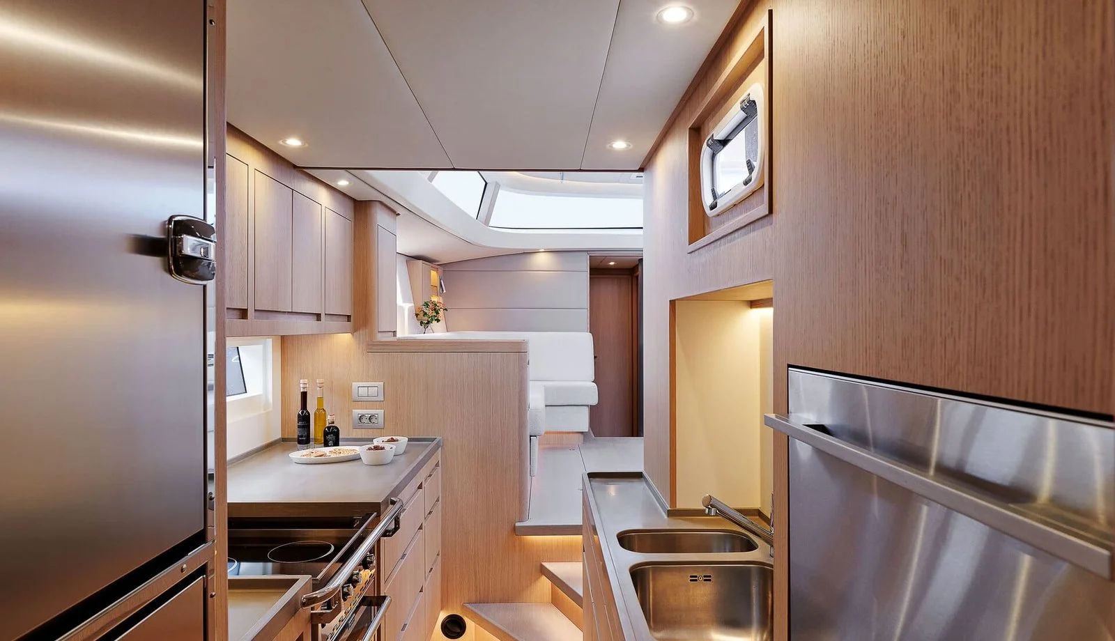 Contest Yachts Contest 55CS — photo 9