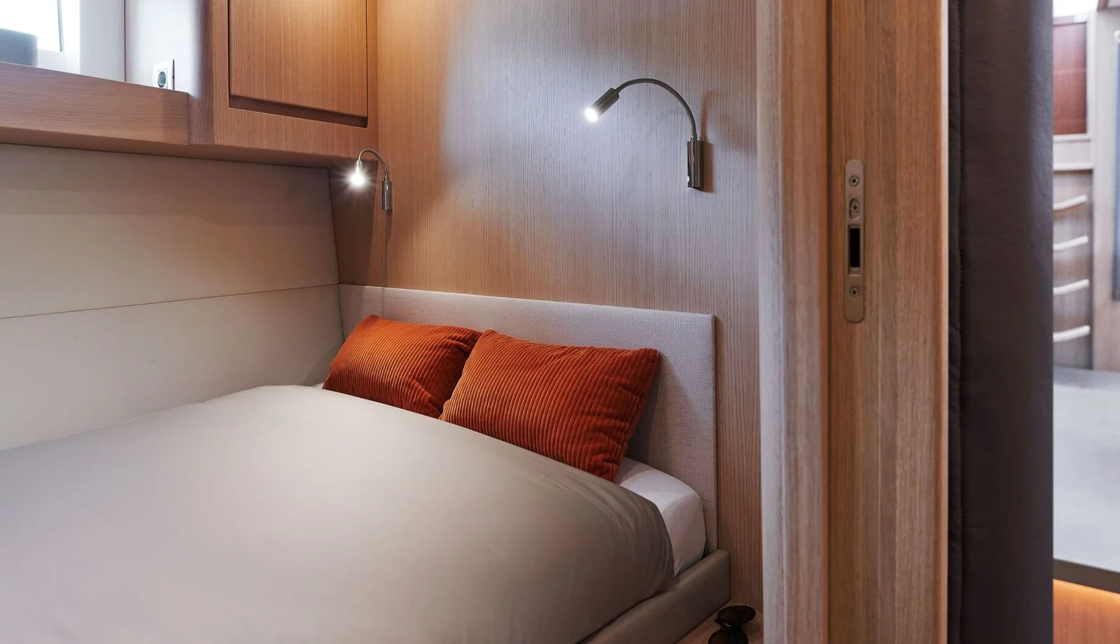 Contest Yachts Contest 55CS — photo 10