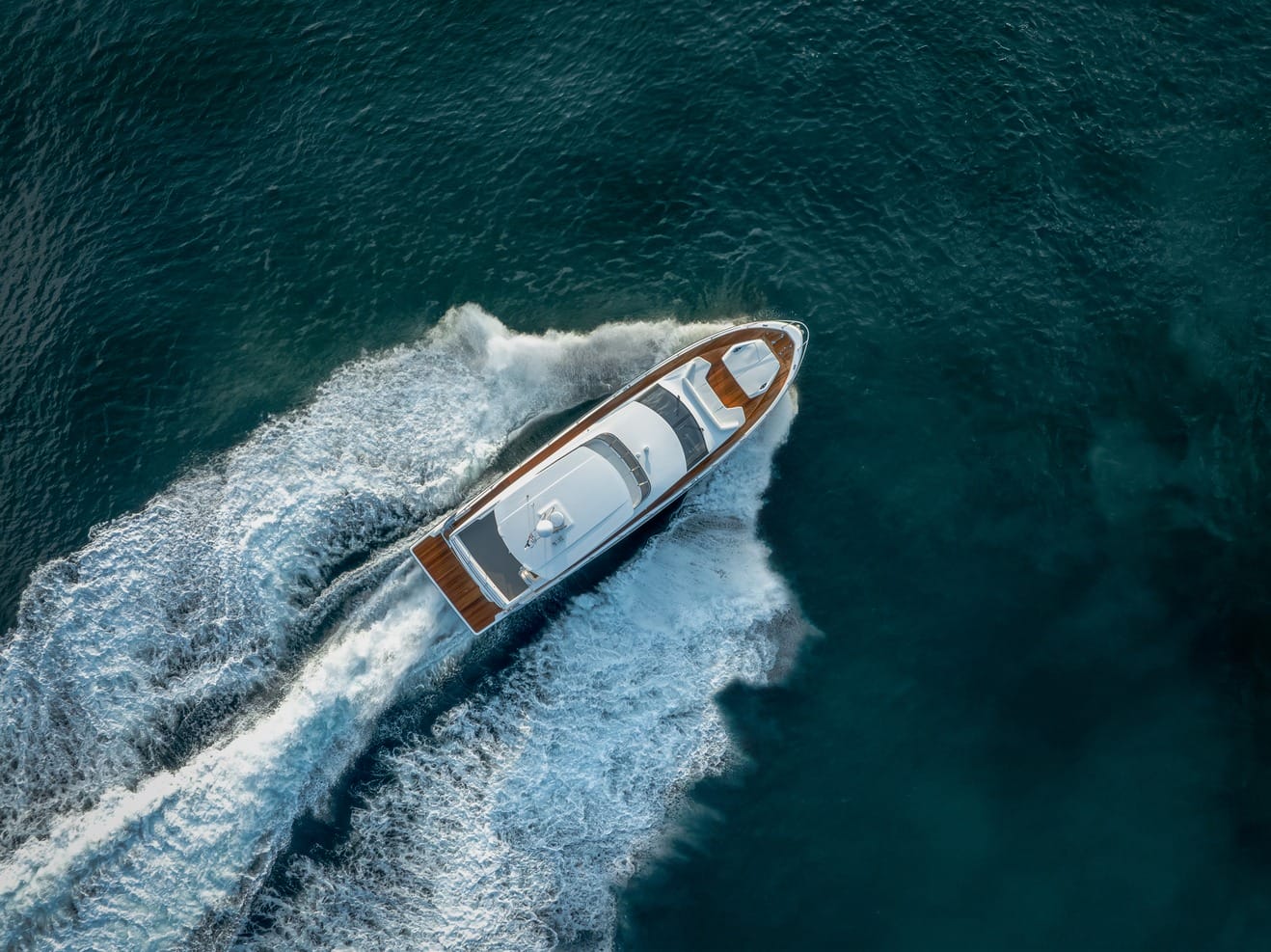 Majesty Yachts Majesty 65 — photo 7