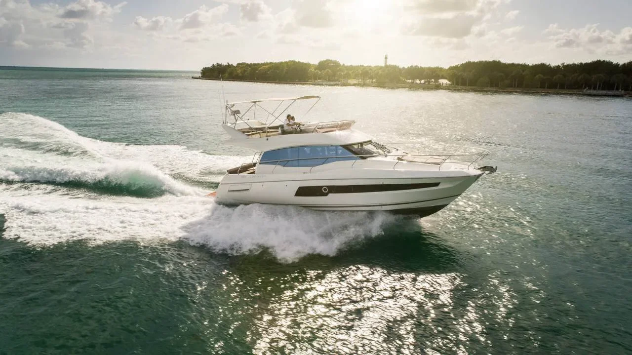 Prestige Yachts Prestige 460 — photo 1