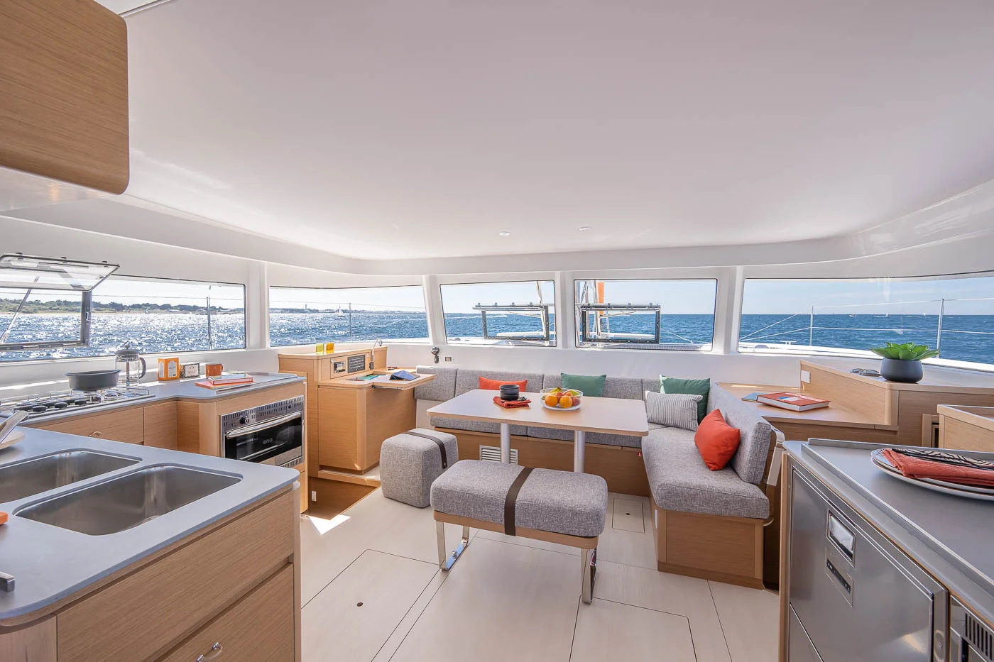 Excess Catamarans Excess 14 — photo 2