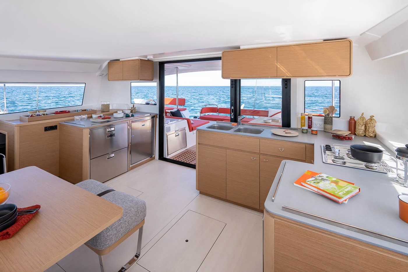 Excess Catamarans Excess 14 — photo 3