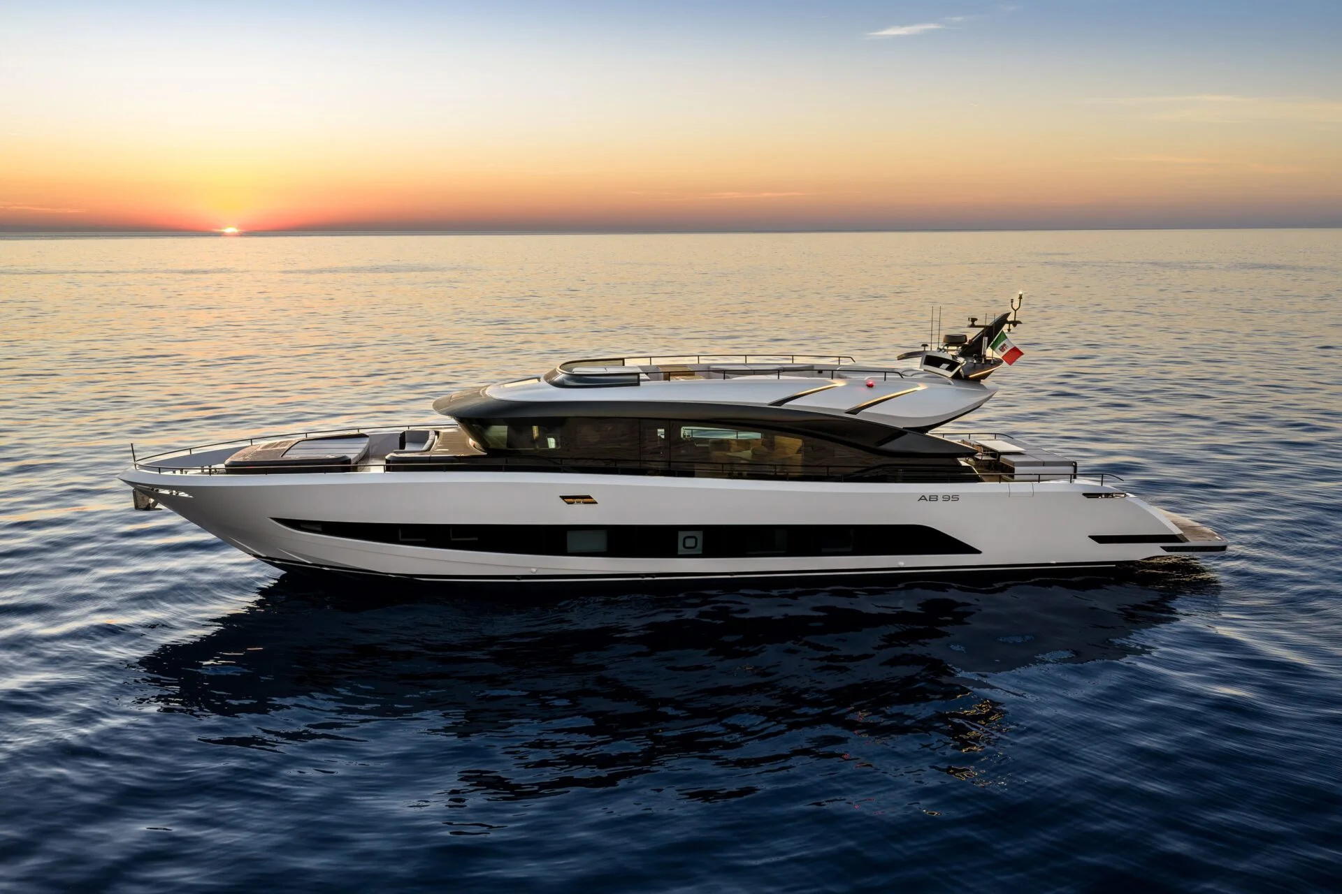 AB Yachts AB 95 — photo 6