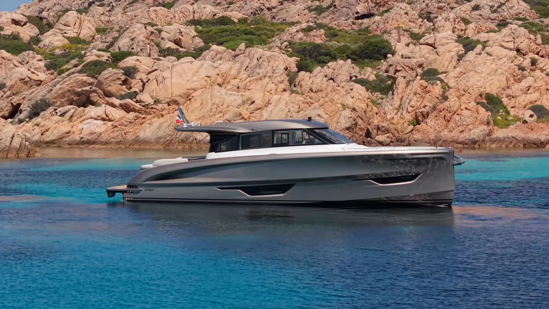 Solaris Power Yachts 52 Coupé — photo 1
