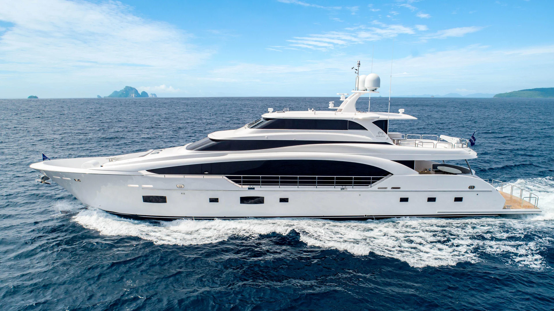 Horizon Yachts RP110 — photo 2