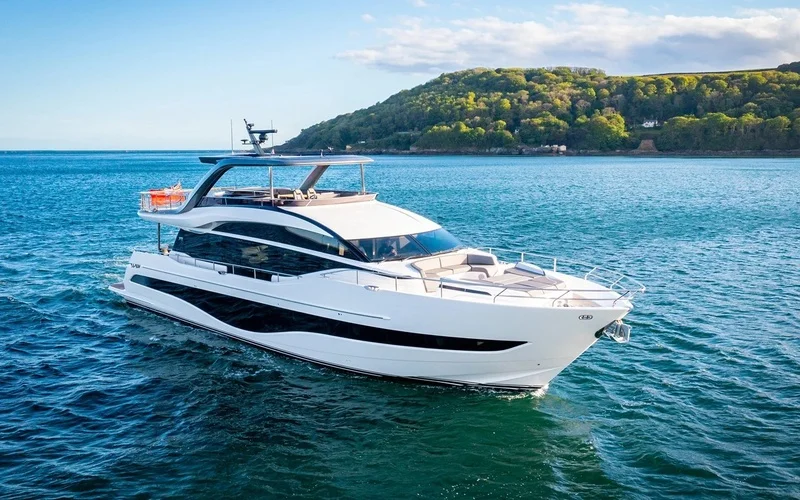 Princess Yachts Y85 — photo 3