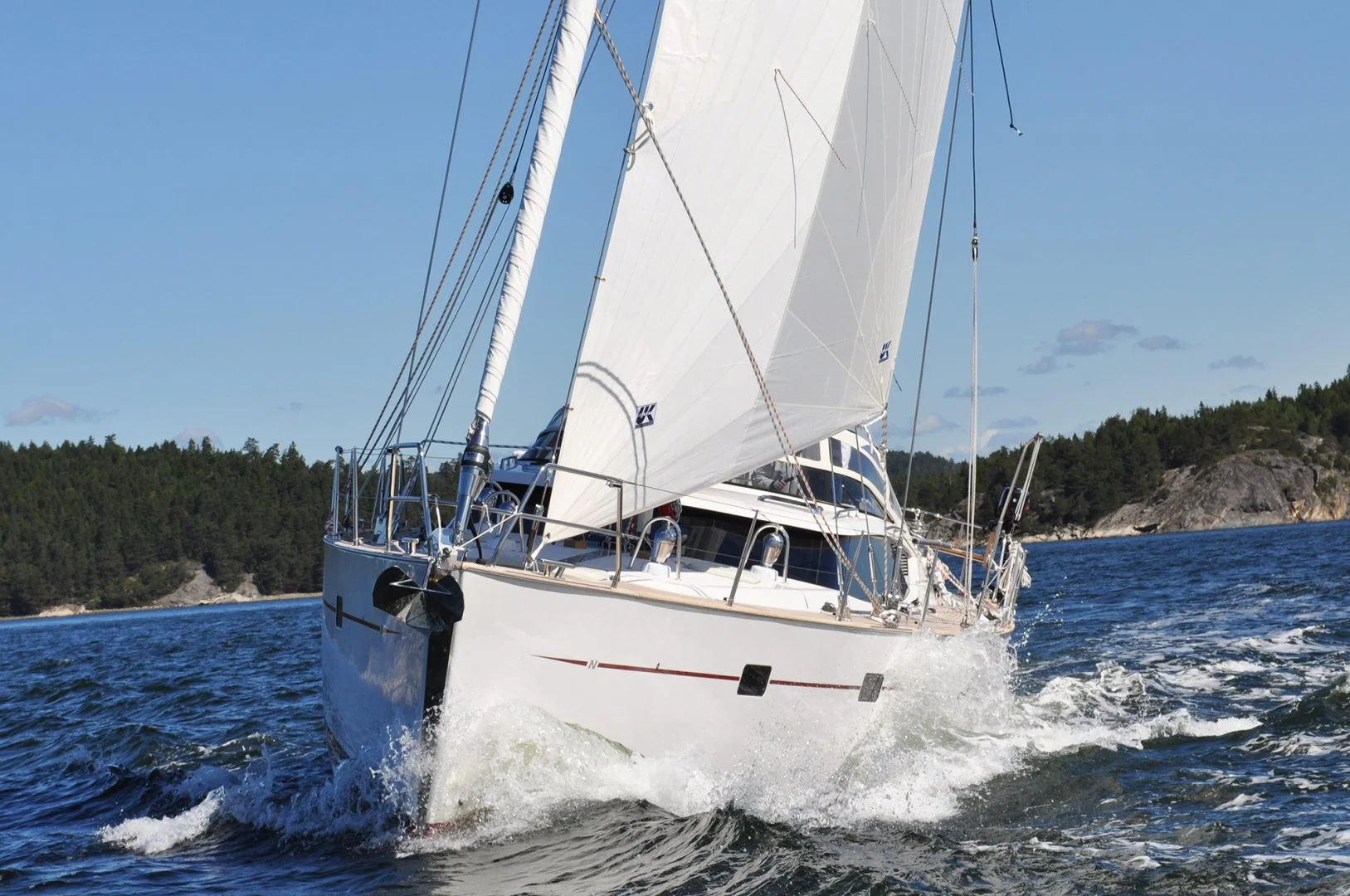 Najad Yachts N570 CC — photo 6