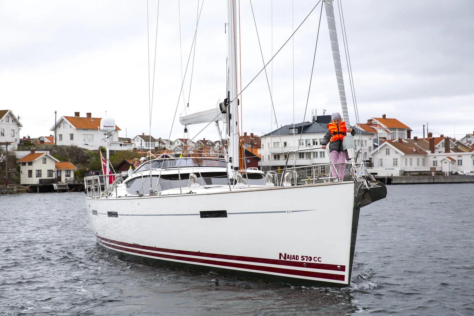 Najad Yachts N570 CC — photo 10