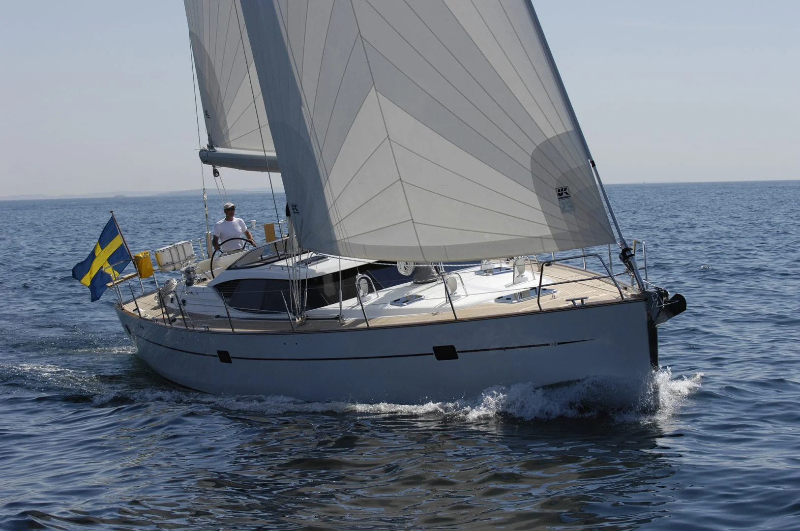 Najad Yachts N570 CC — photo 7