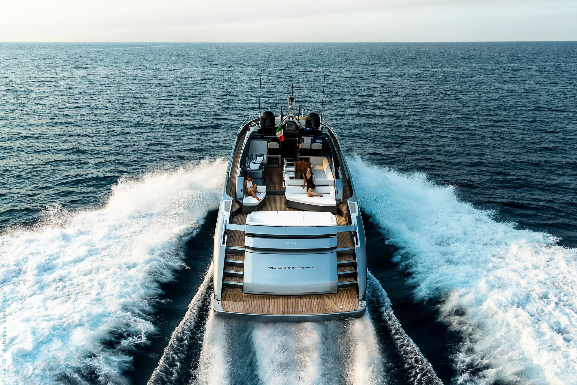 Riva 76 Bahamas — photo 4