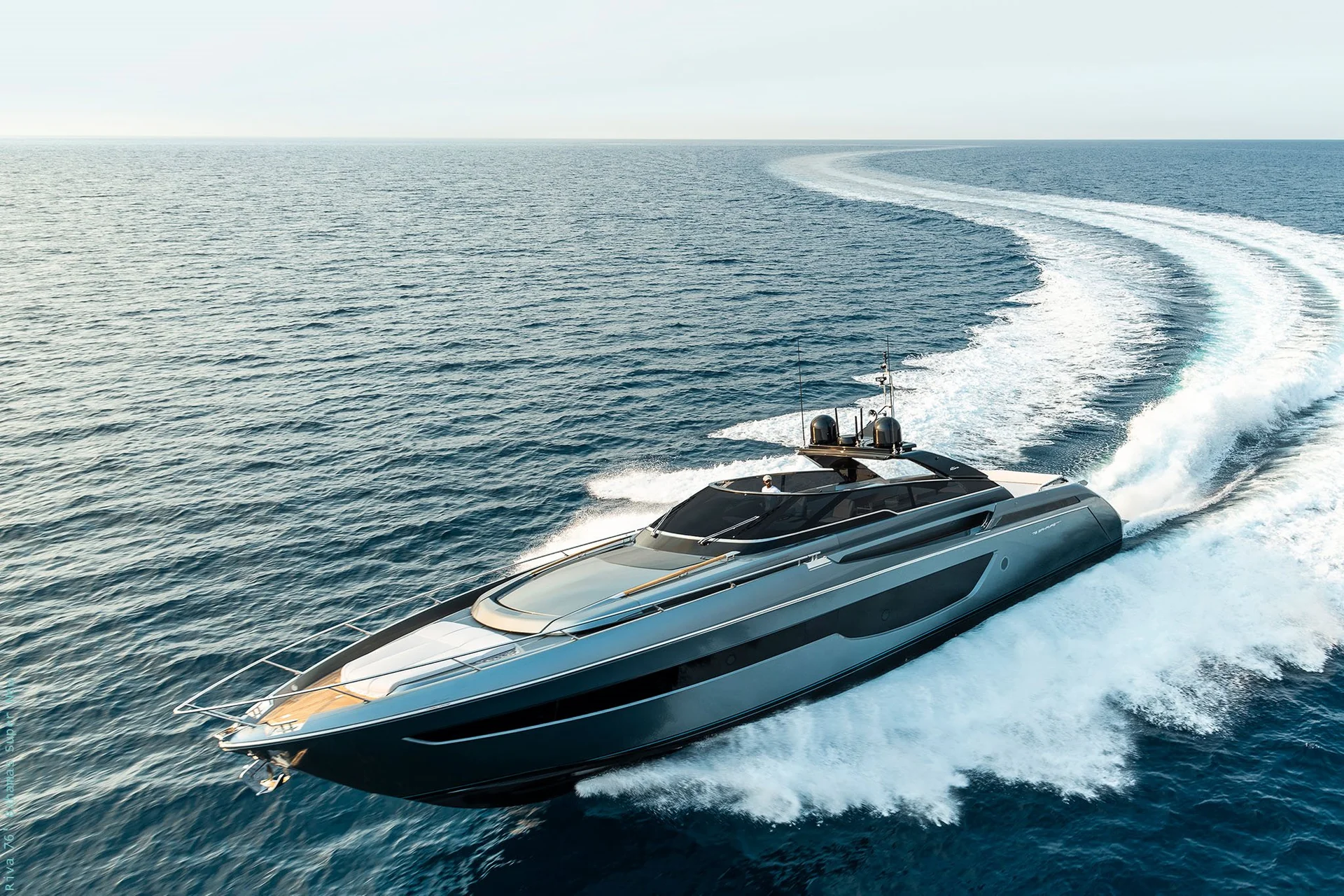 Riva 76 Bahamas — photo 7