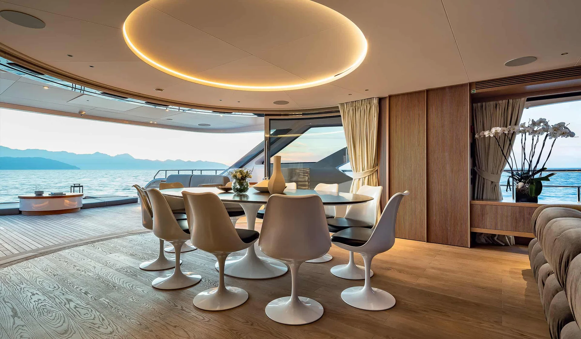 Benetti Oasis 34M — photo 4