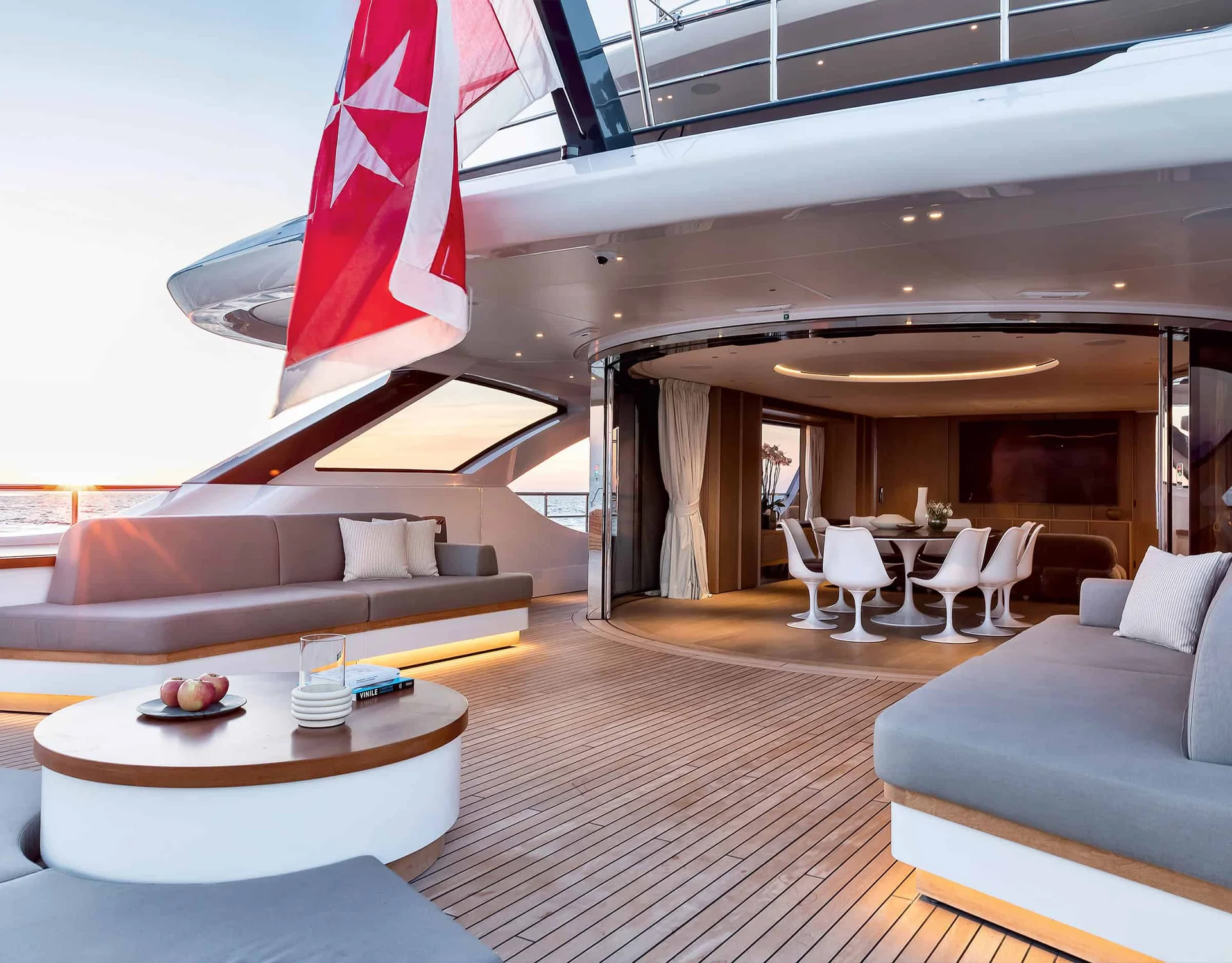 Benetti Oasis 34M — photo 5