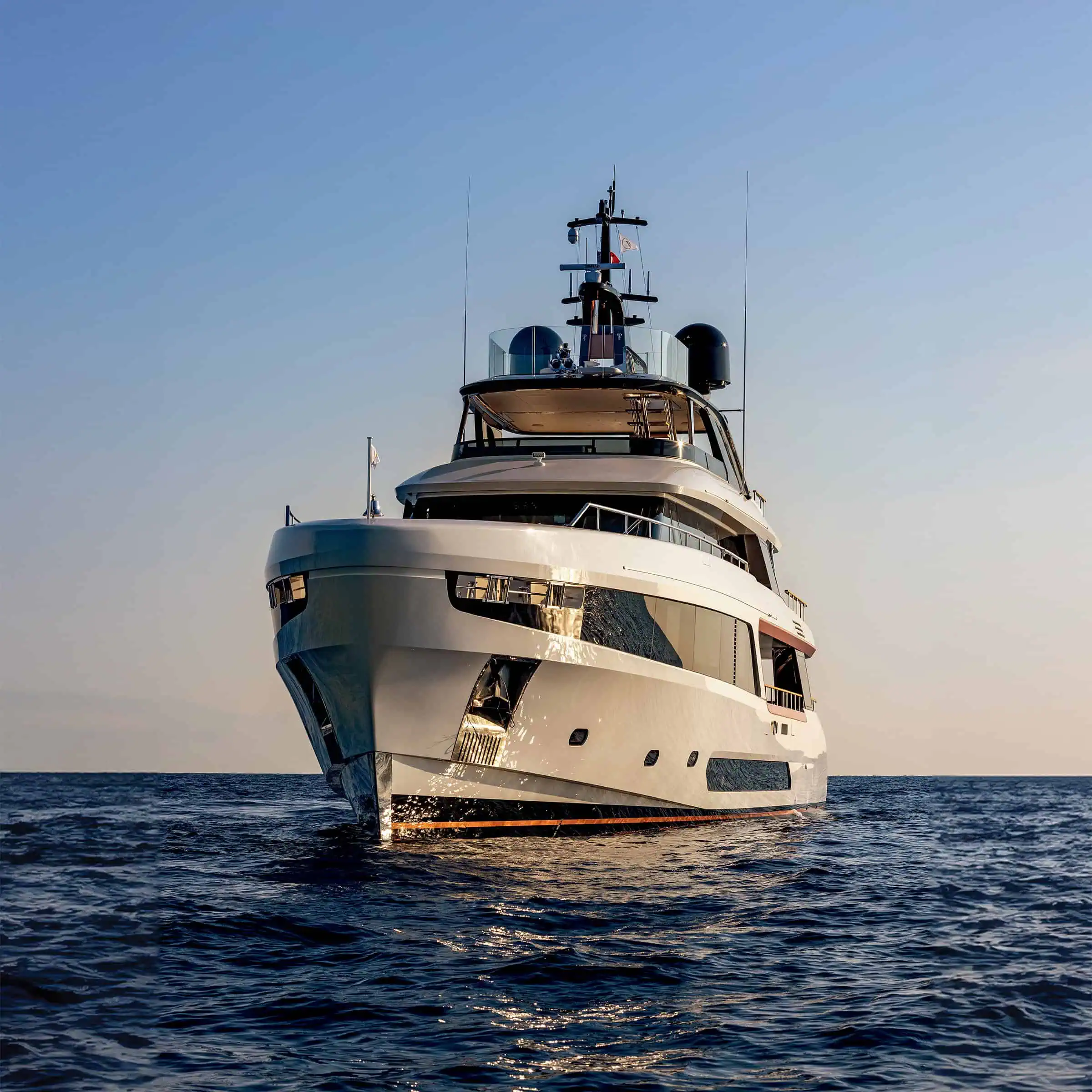 Benetti Motopanfilo 37M — photo 3