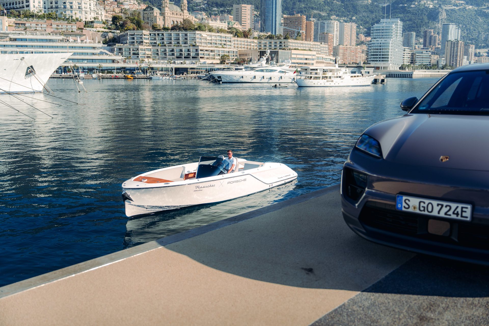 Frauscher X Porsche 850 Fantom Air — photo 4