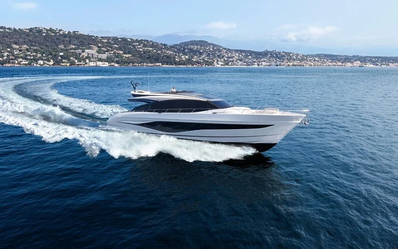 Princess Yachts S80 — photo 1
