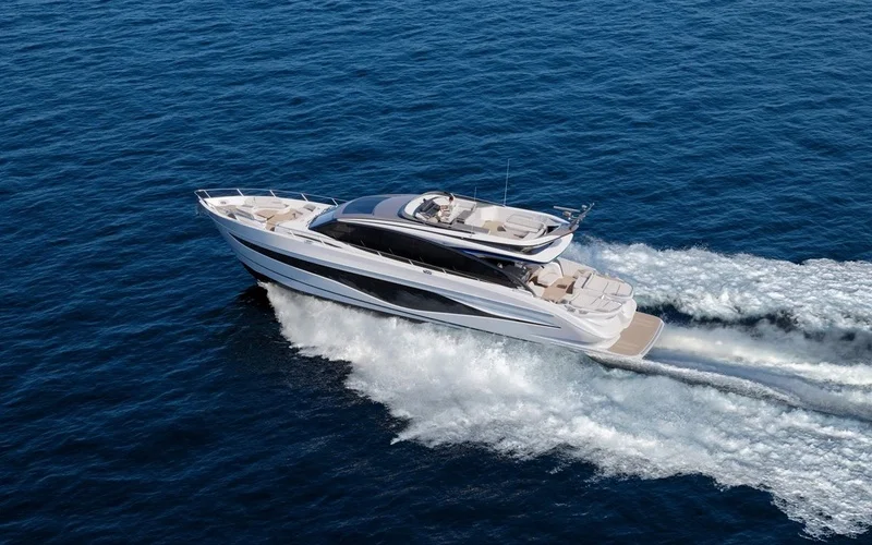 Princess Yachts S80 — photo 4