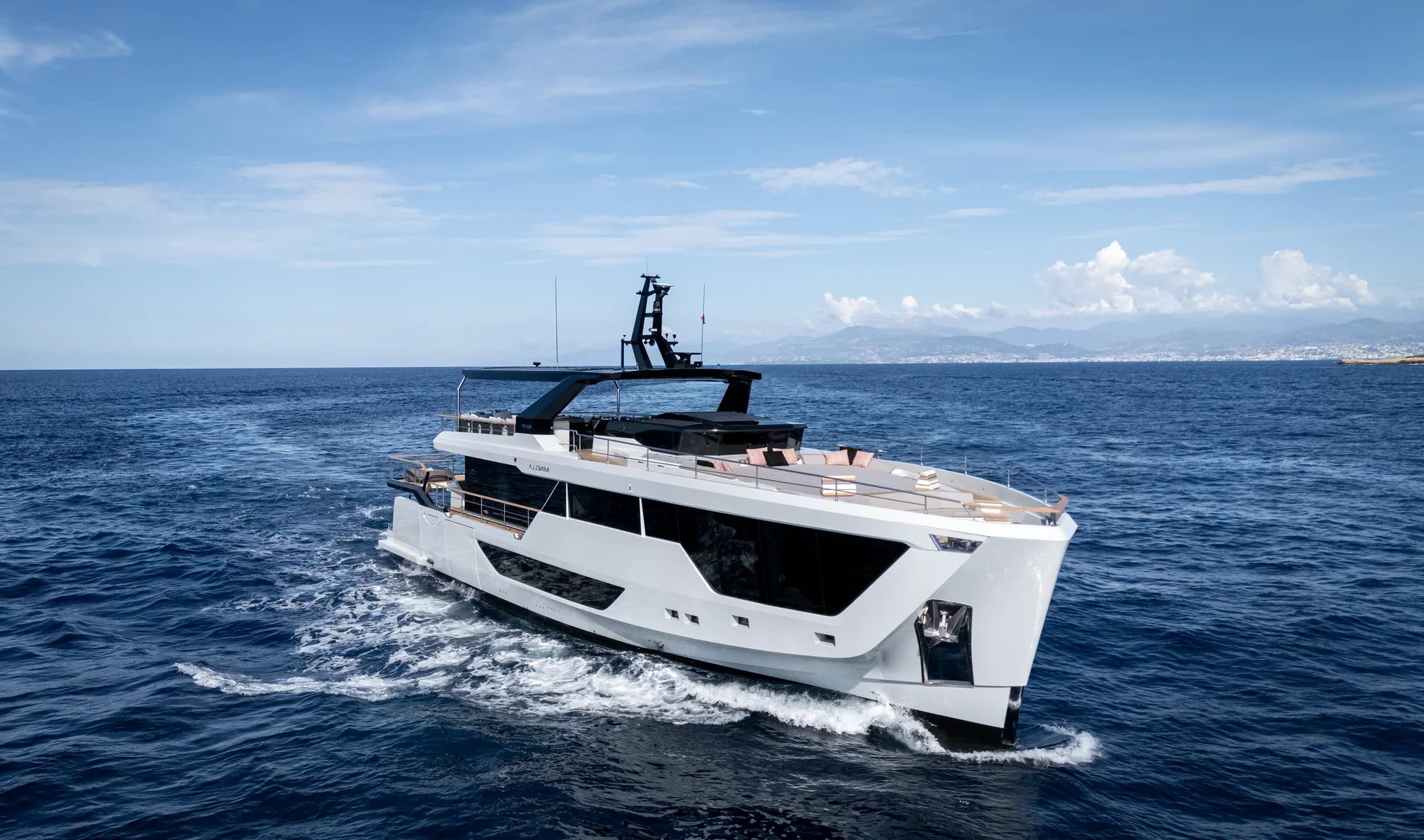 Numarine 30XP — photo 1
