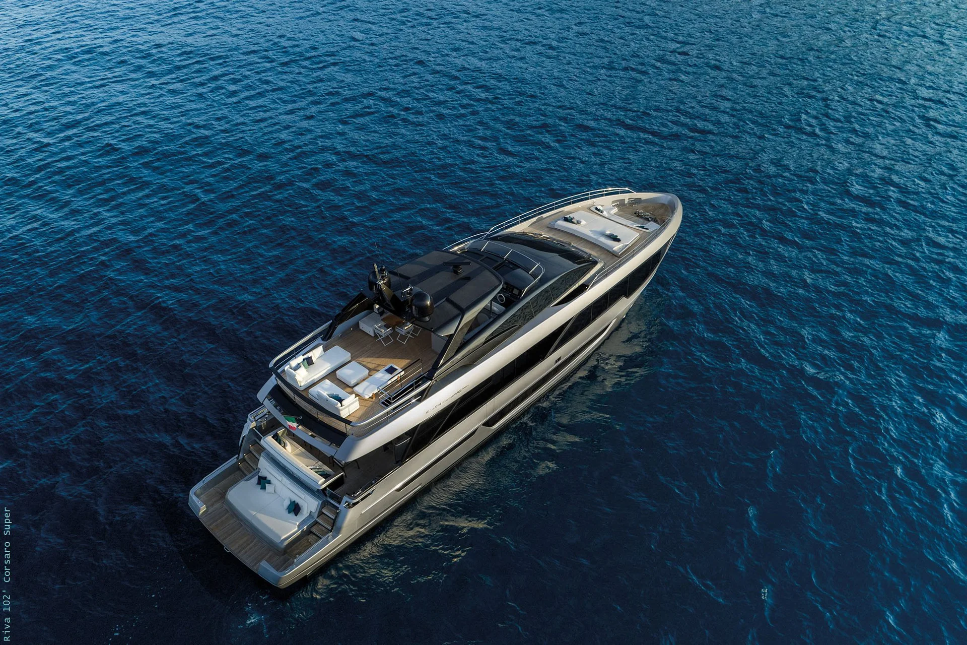Riva 102' Corsaro Super — photo 7
