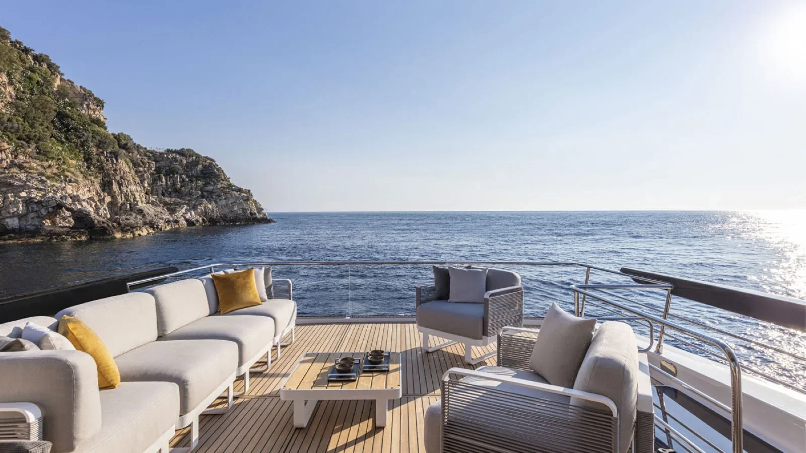 Absolute Yachts Navetta 64 — photo 4