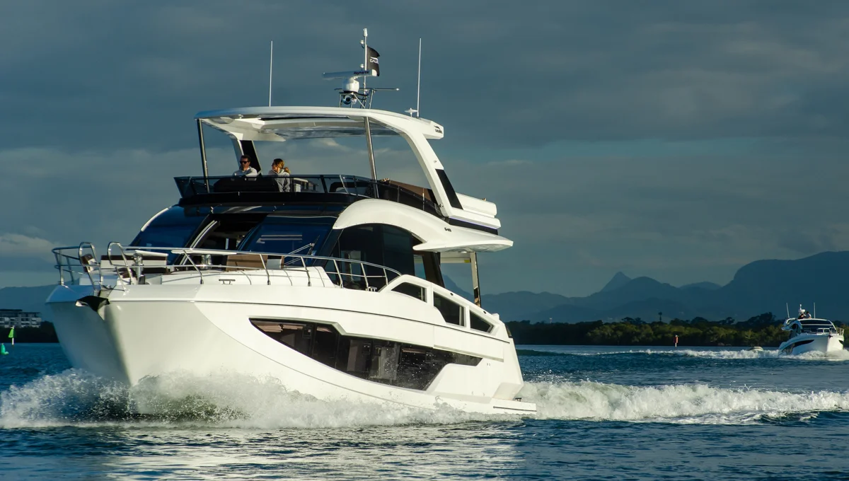 Galeon 640 fly — photo 4