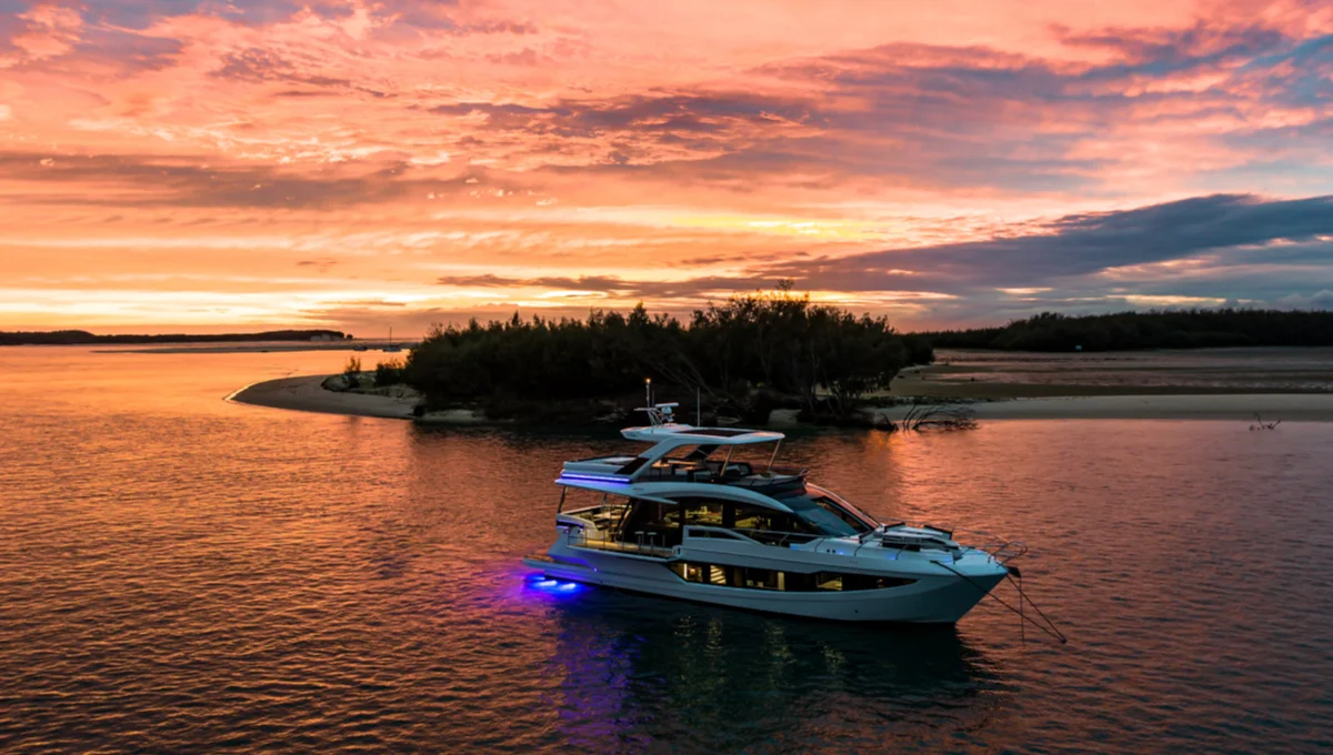 Galeon 640 fly — photo 5