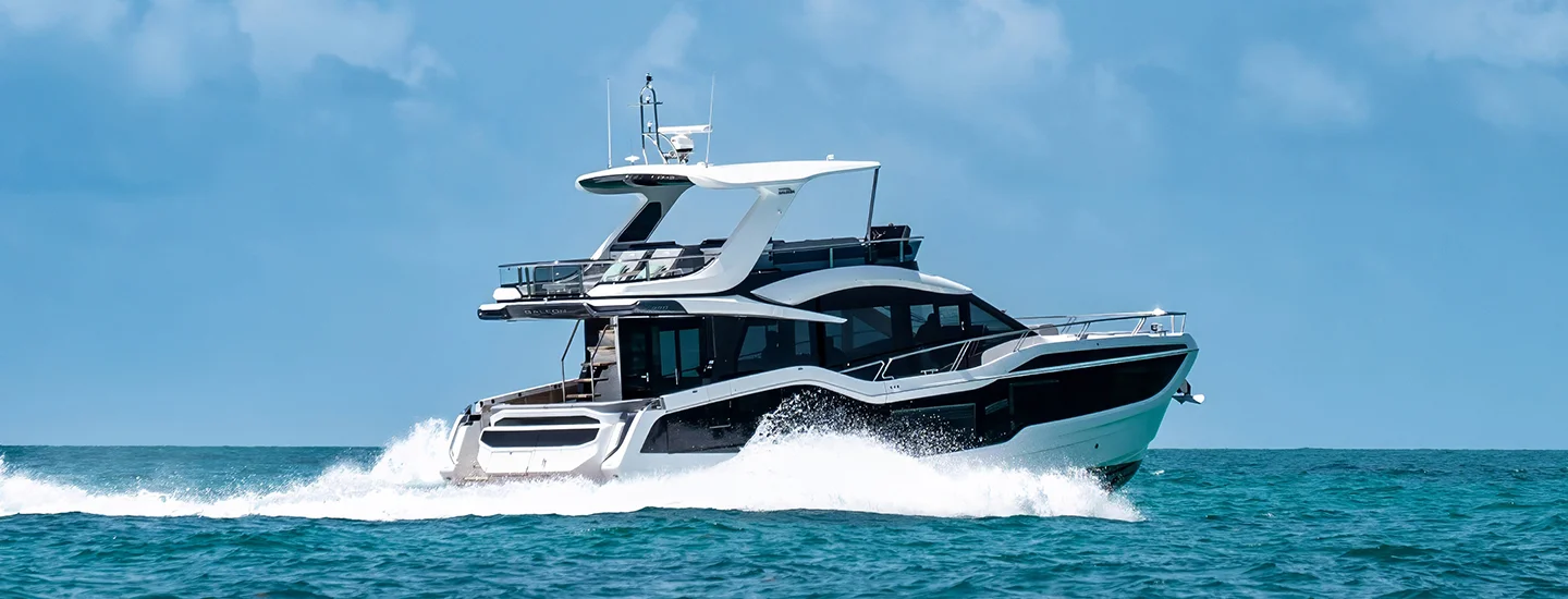 Galeon 560 fly — photo 1