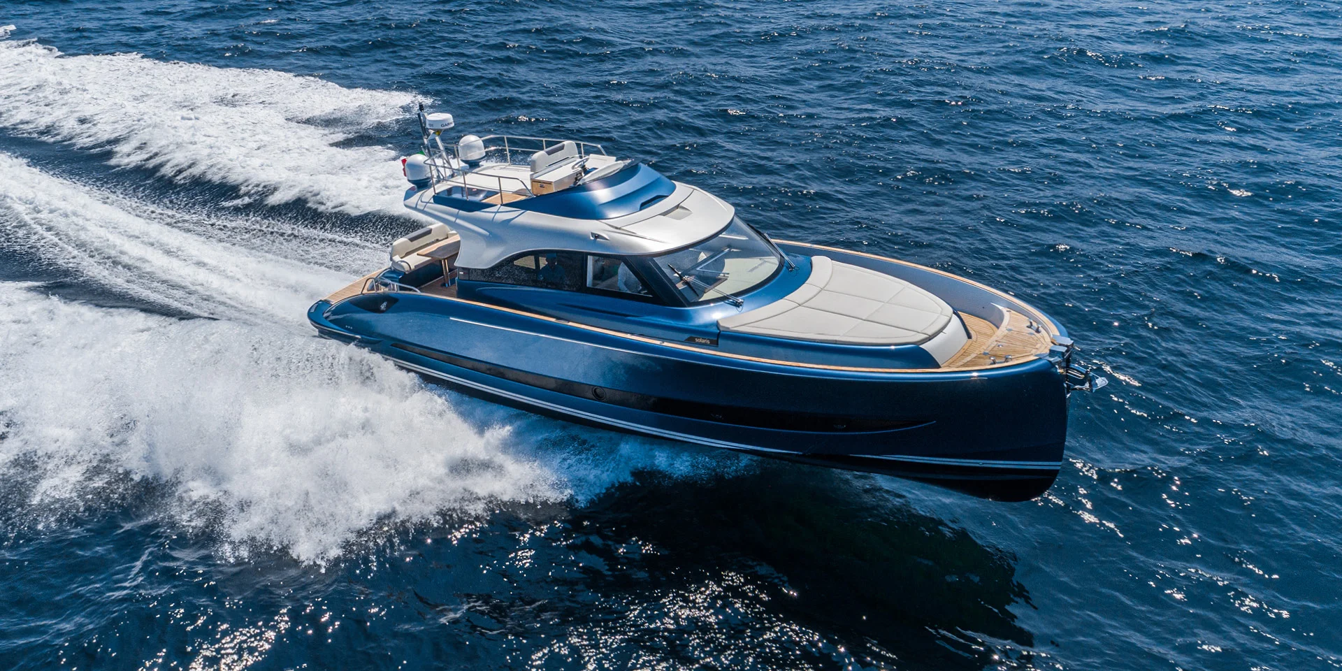 Solaris Power Yachts 48 Flybridge — photo 1