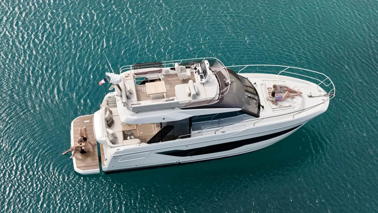 Prestige Yachts F4.3 — photo 5