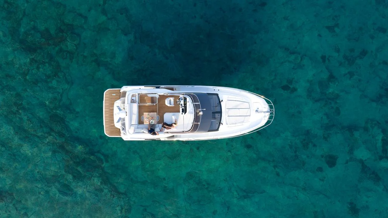 Prestige Yachts F4.3 — photo 2