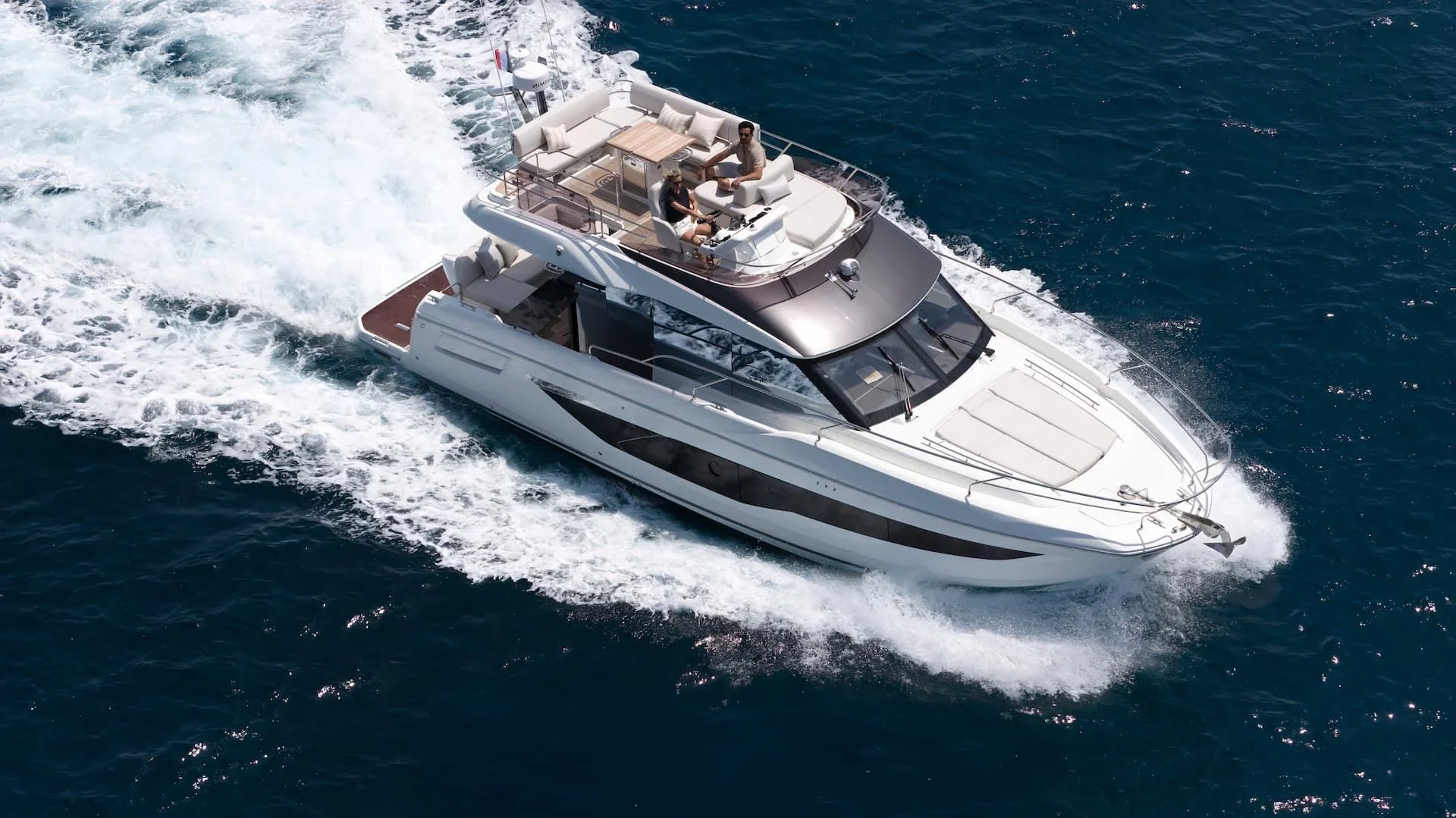 Prestige Yachts F4.3 — photo 1