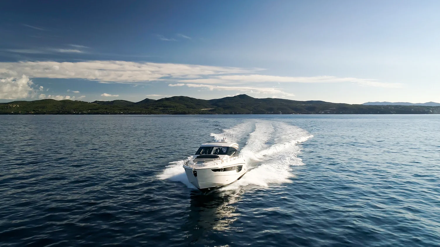 Cayman Yachts S520 — photo 7