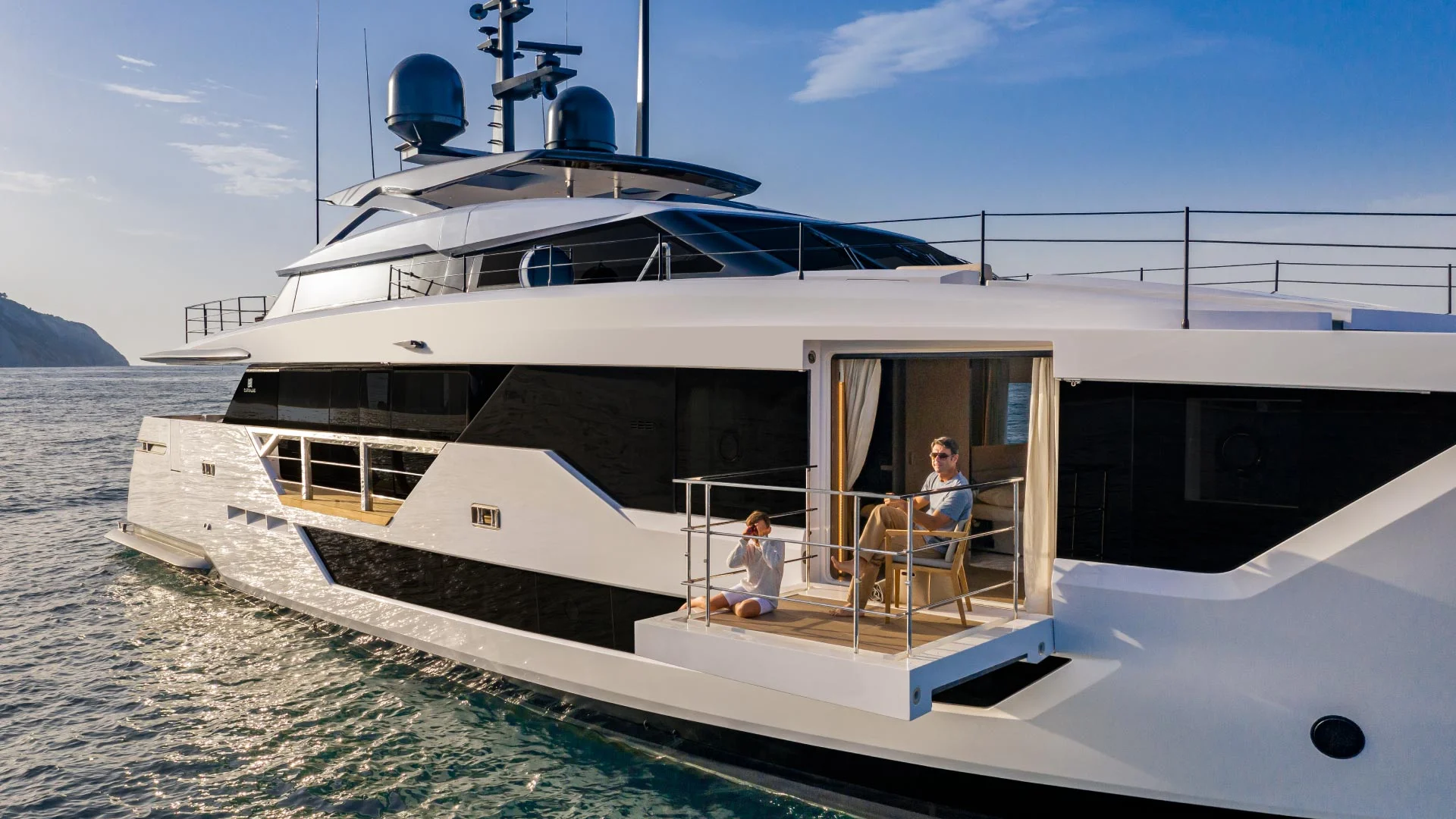 Custom Line Saetta 106 — photo 8
