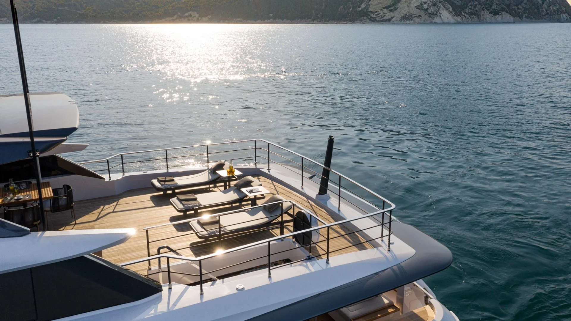 Custom Line Saetta 106 — photo 5