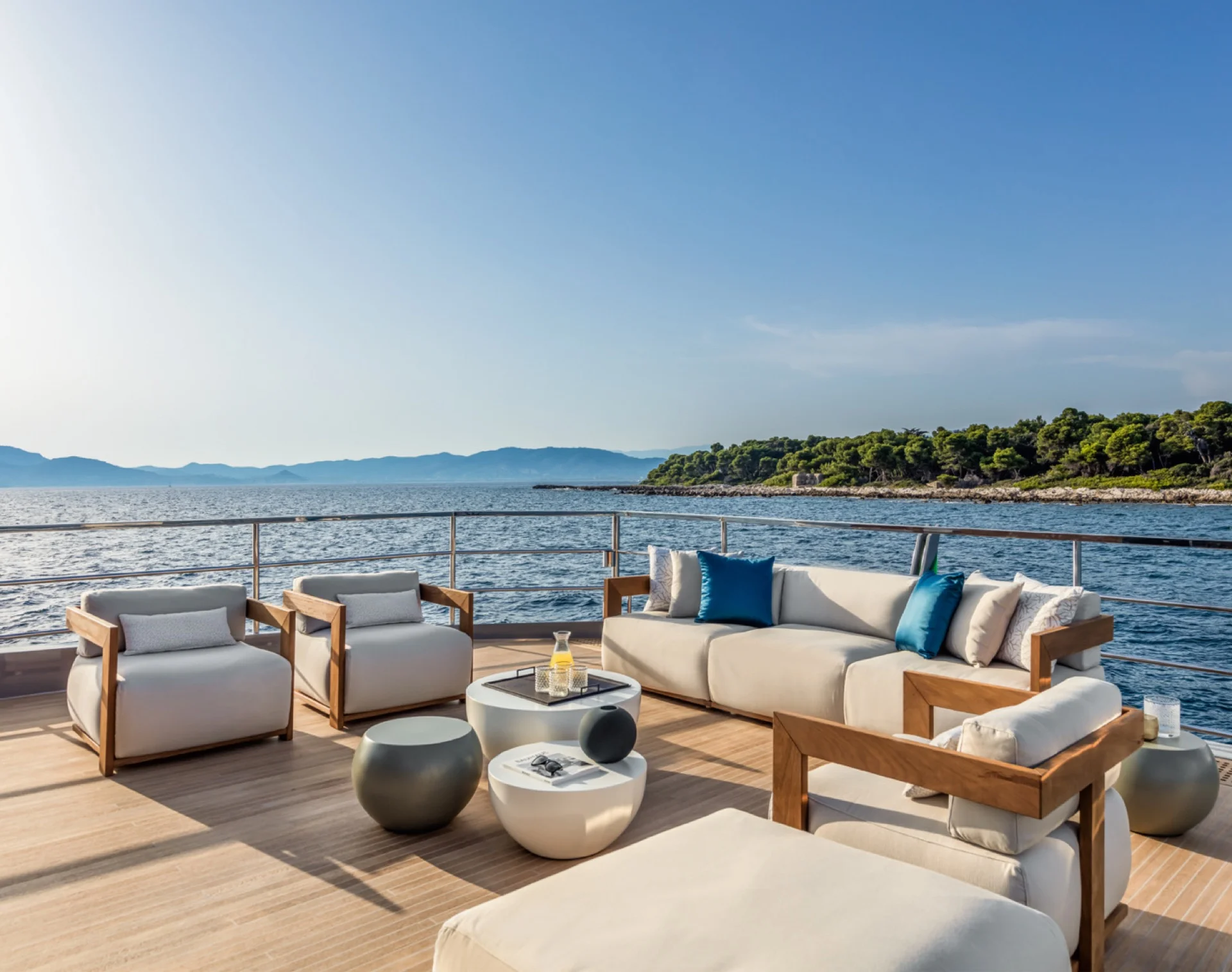 Arcadia yacht Sherpa 80 — photo 4
