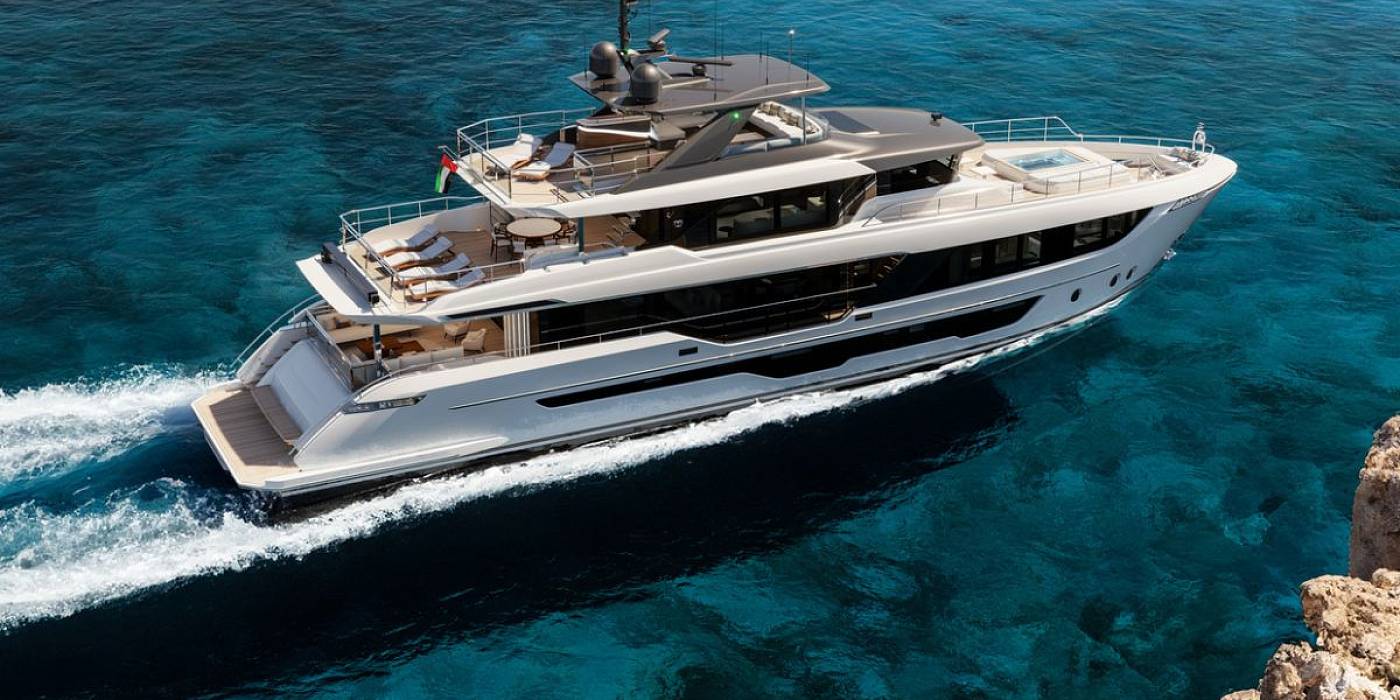 Majesty Yachts Majesty 112 — photo 2