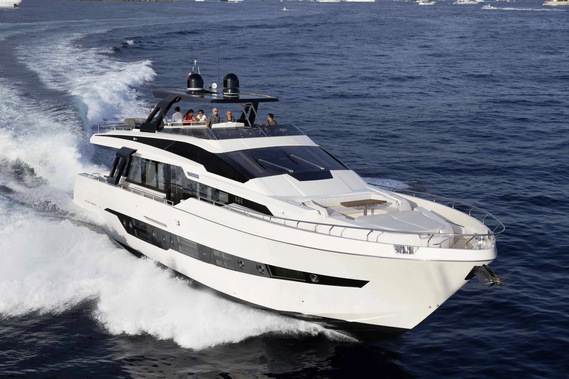 Cayman Yachts F920 — photo 7