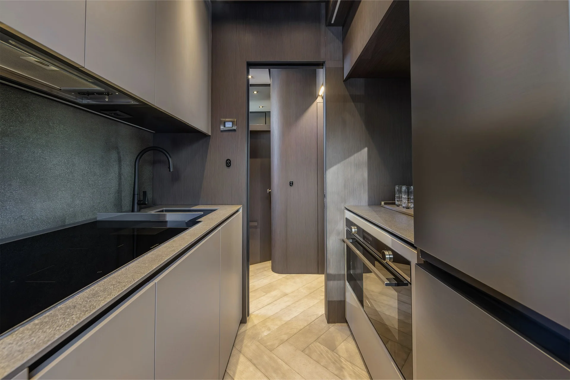Ferretti Yachts 800 — photo 9