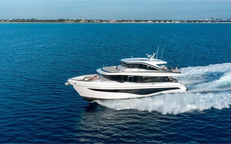 Princess Yachts X80 — photo 2