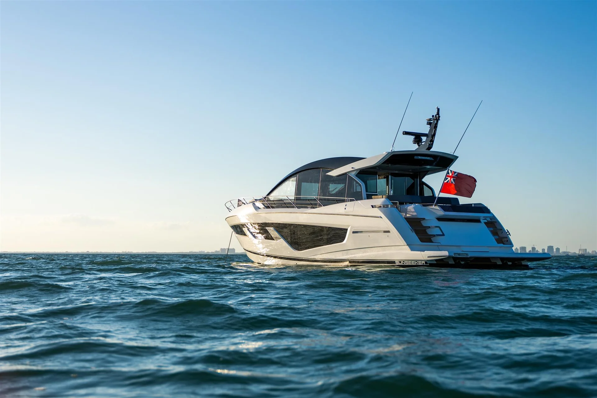 Sunseeker Predator 65 — photo 8