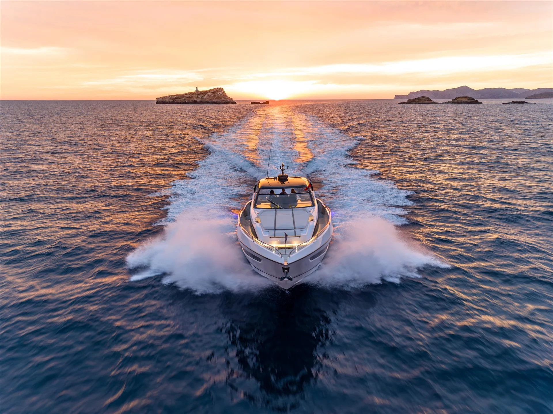Sunseeker Superhawk 55 — photo 9