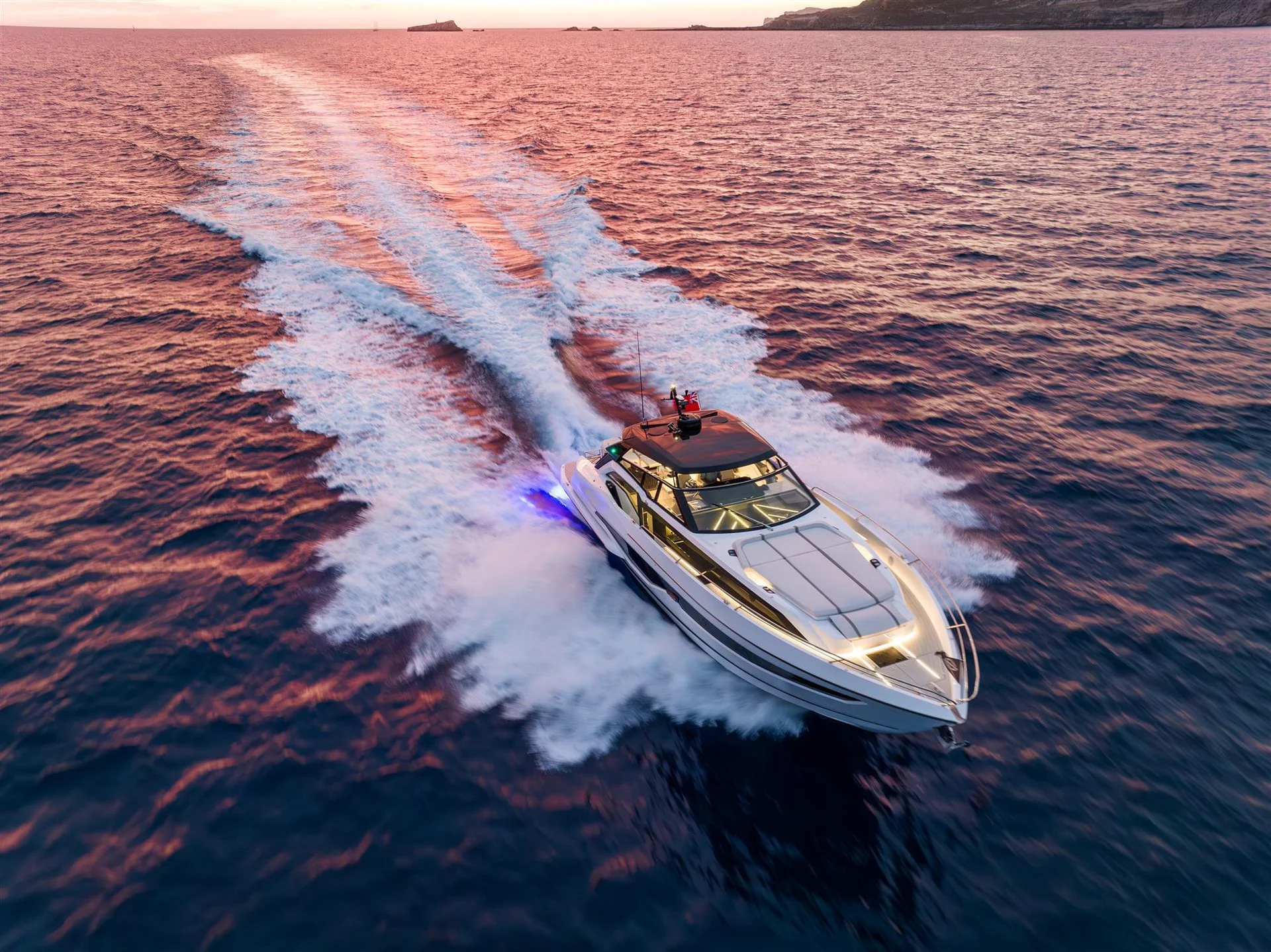 Sunseeker Superhawk 55 — photo 8