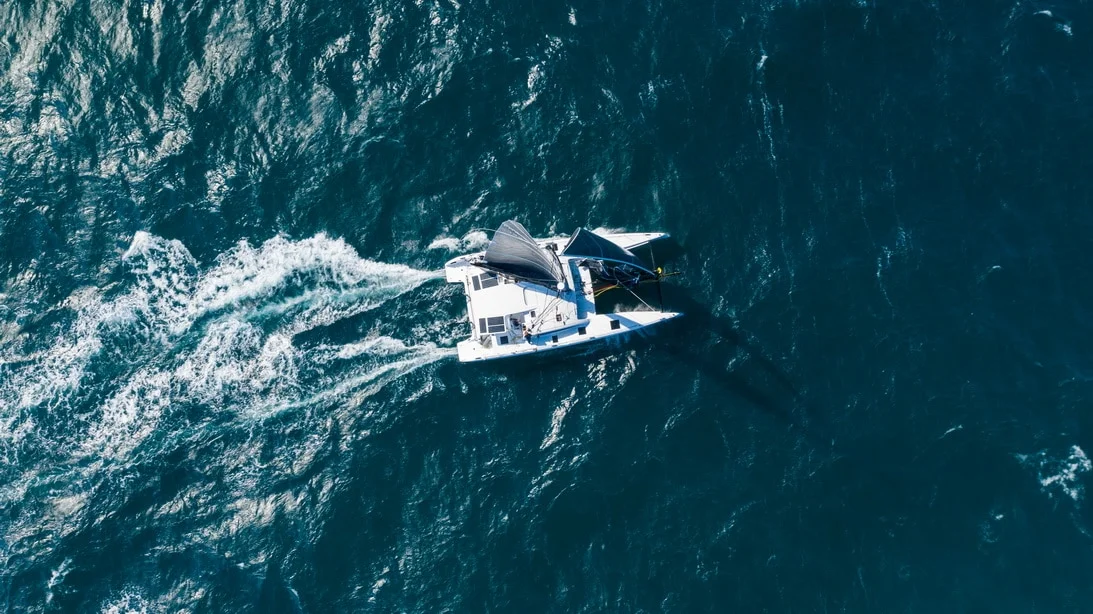 Outremer 5x — photo 3