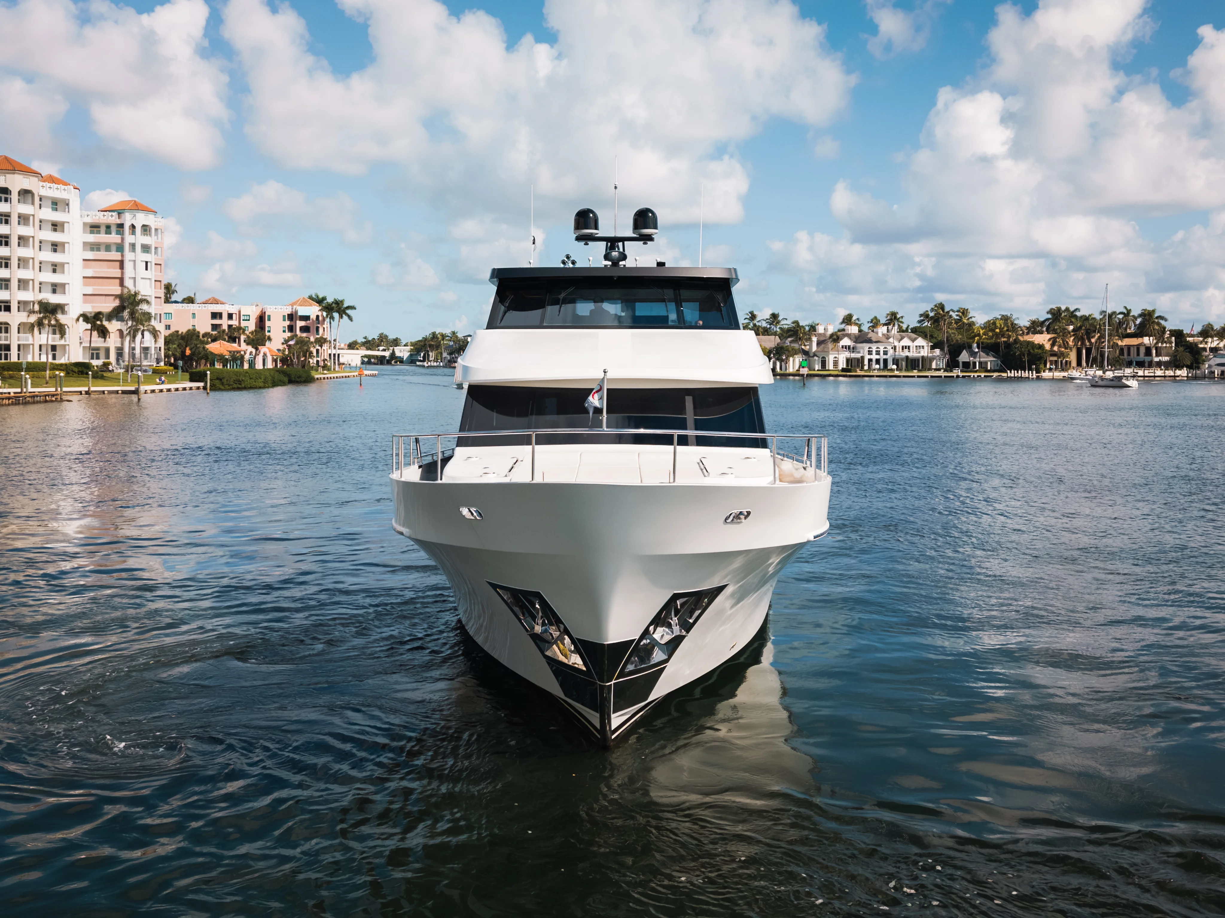 Ocean Alexander 32L — photo 2