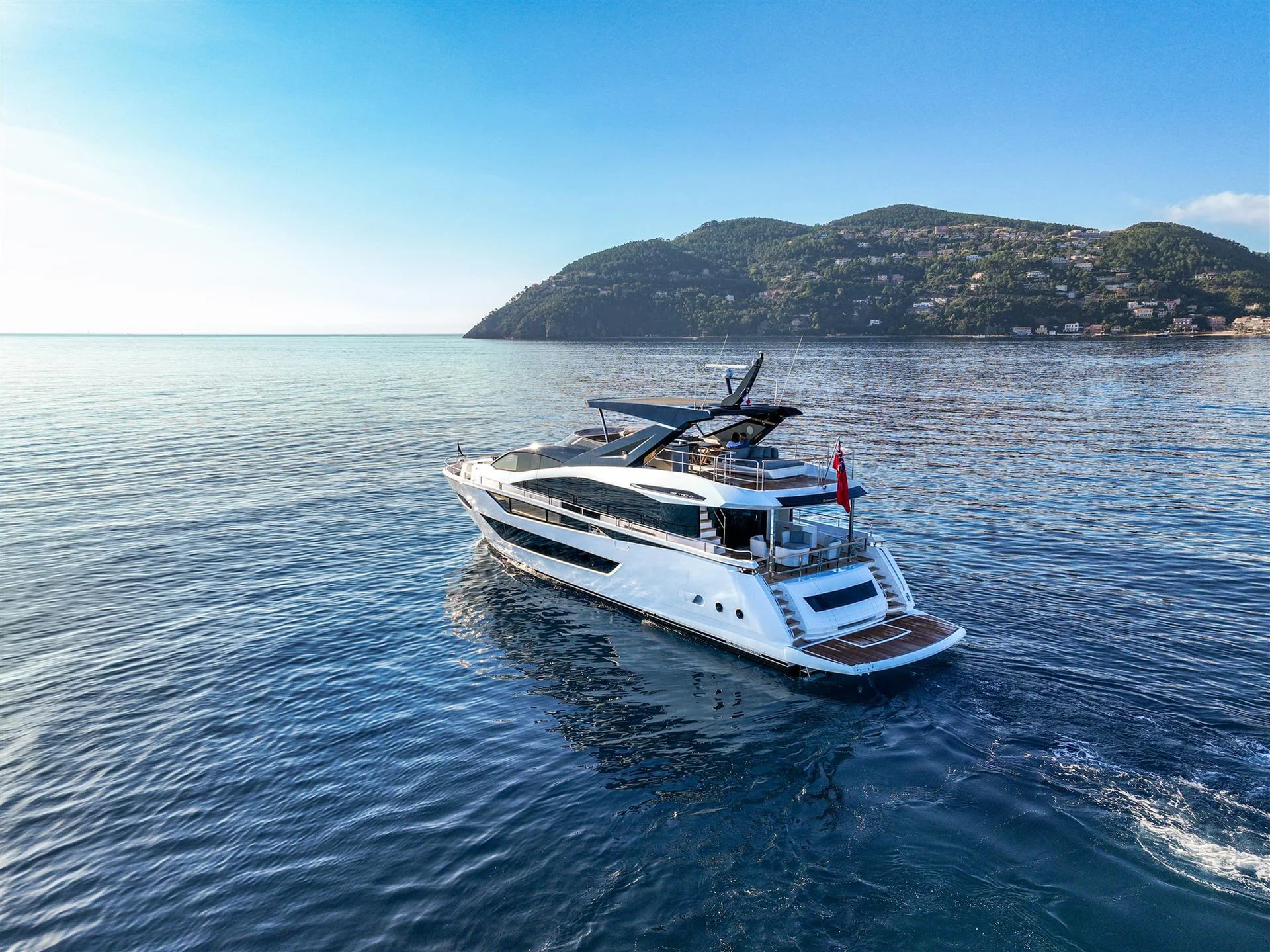 Sunseeker 88 Yacht — photo 4