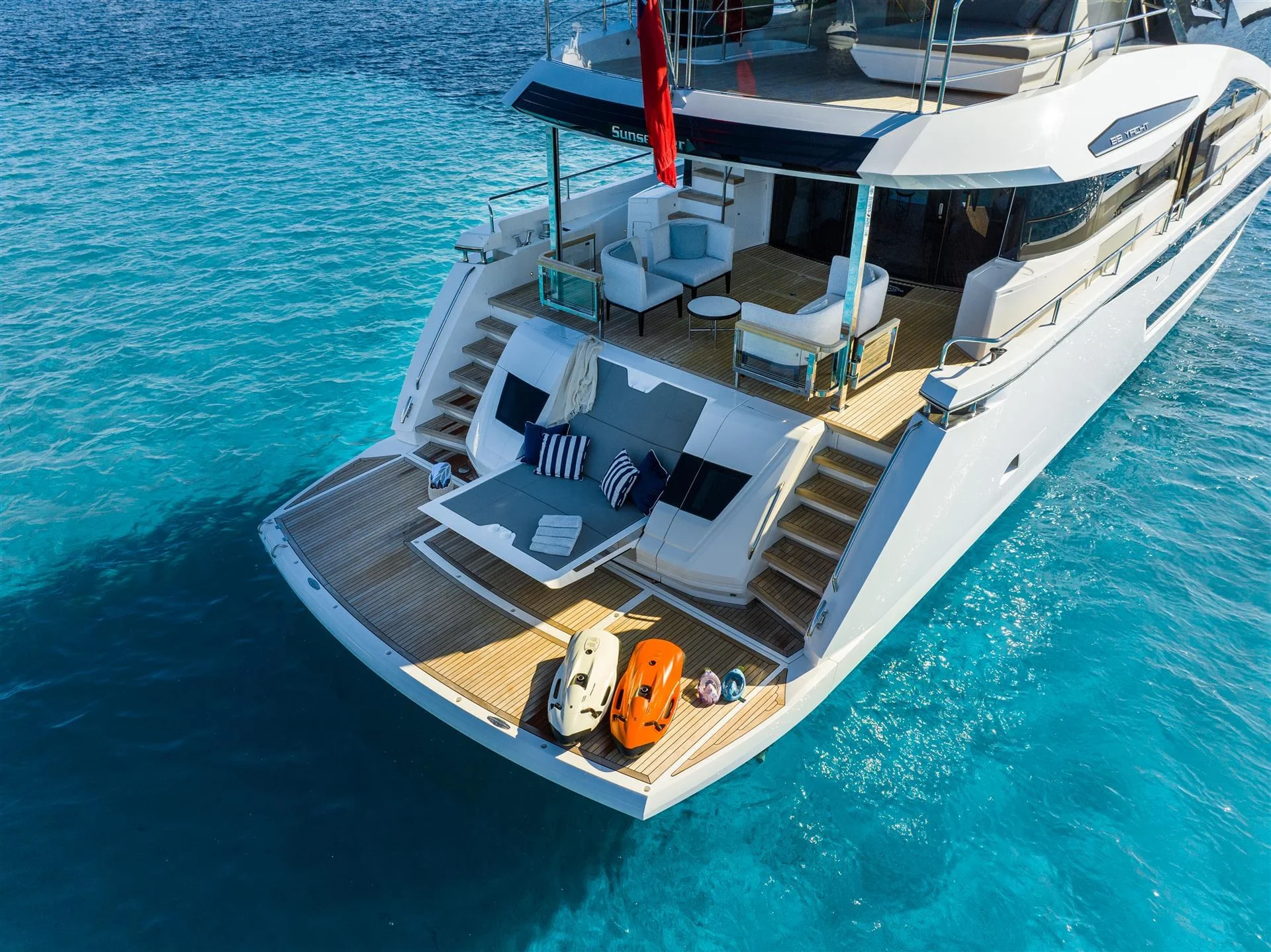 Sunseeker 88 Yacht — photo 8